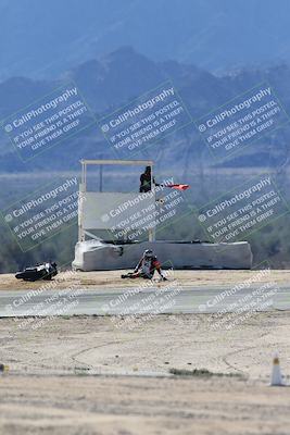 media/Nov-16-2025-Race Pace (Sun) [[8c5fa54630]]/Verified Riders/2-Turn 7 (945am)/